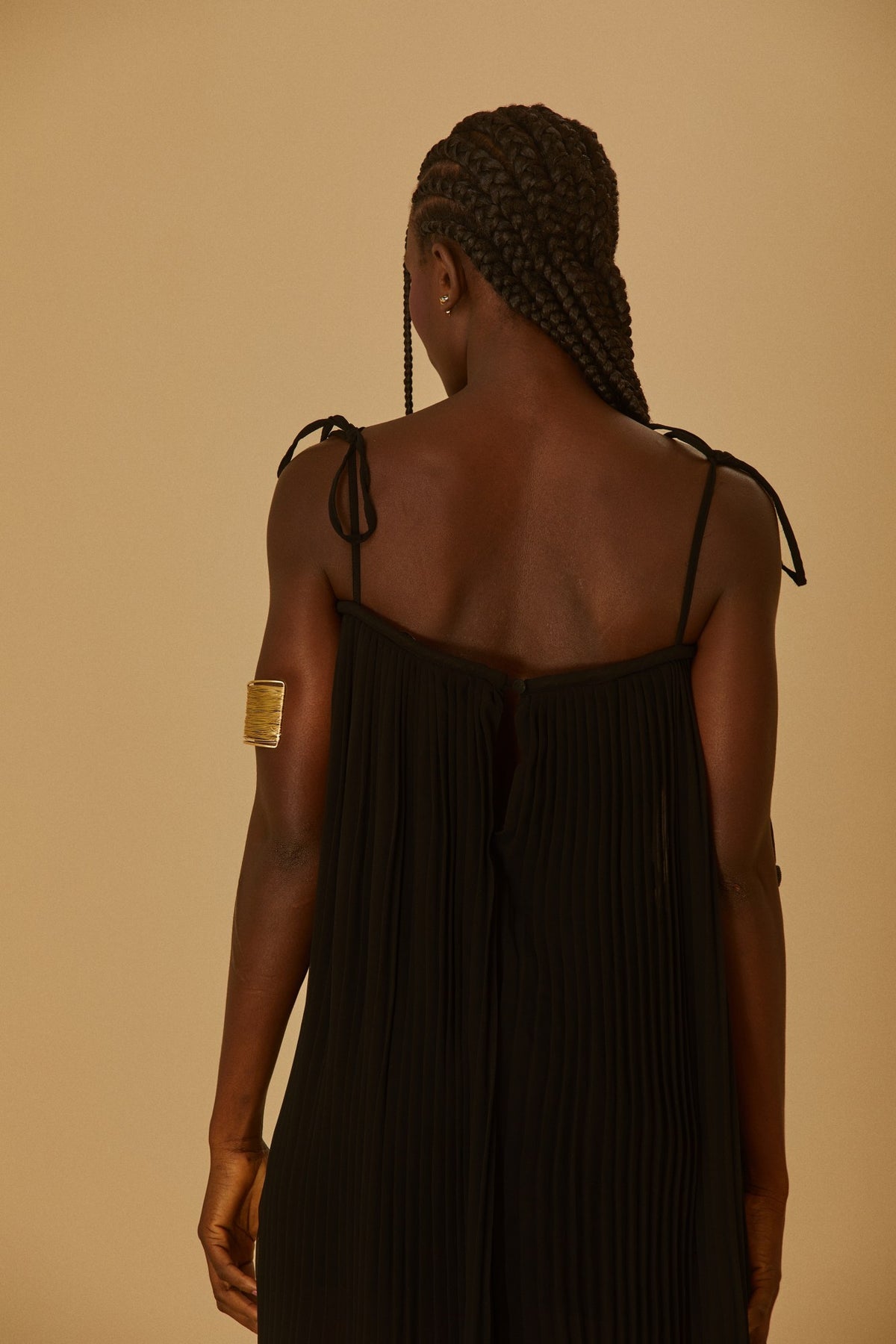 Vestido Midi Long Assimetrico Plissado Brilho