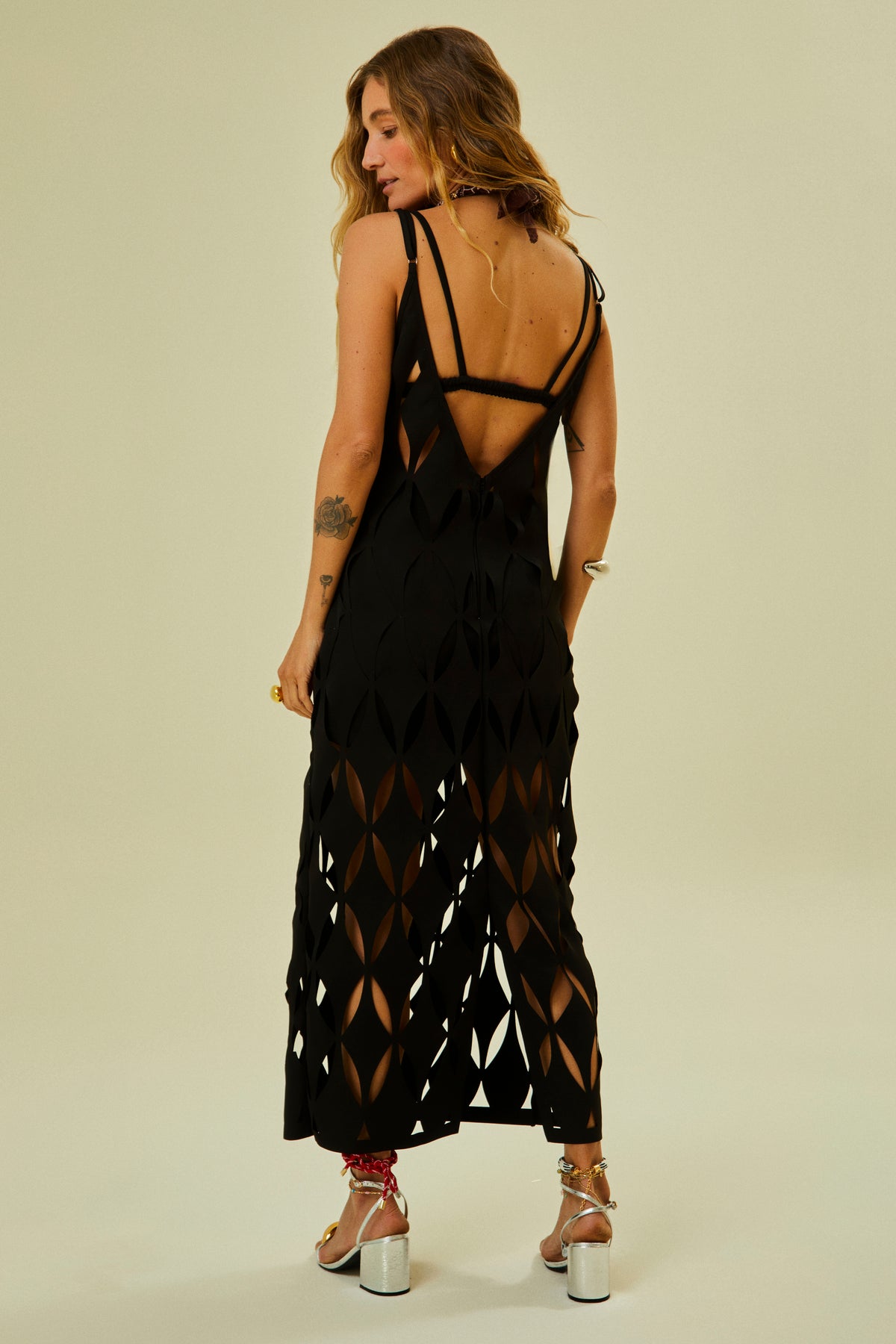 Vestido Md Long Calor Do Momento